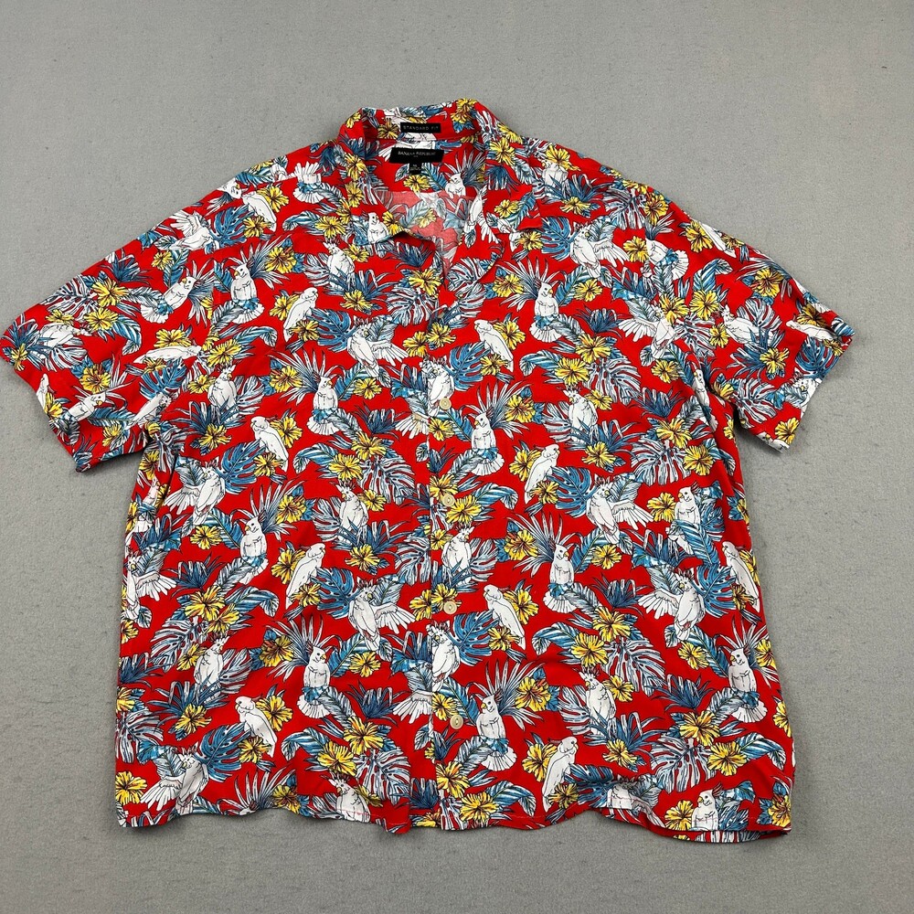 Banana Republic Shirt Men XL Blue Red Floral Parrot Hawaiian Button Up Pocket